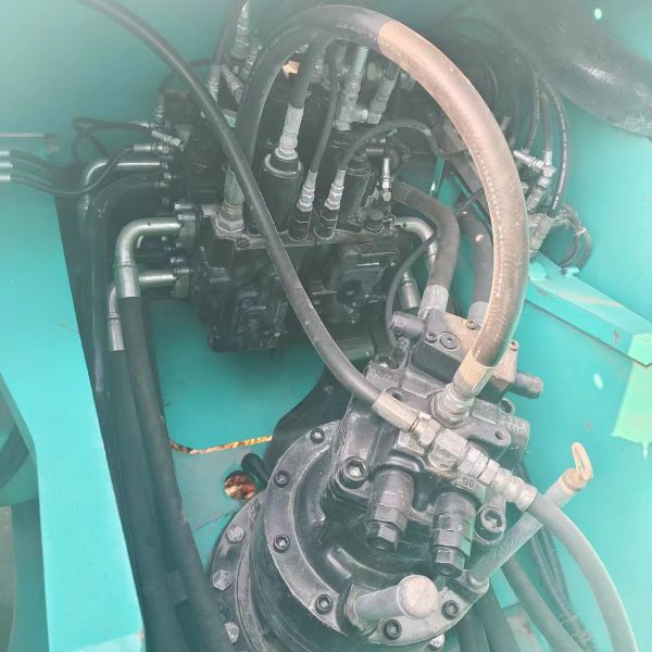 Poids de fonctionnement 21200 Kobelco utilisé SK210 SK200 Excavateur moyen 21 tonnes