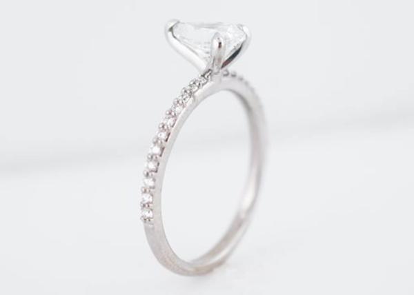 White Gold Real Diamond Jewellery Ring 1.33ct Pear Cut PS 6×8mm For Engagement
