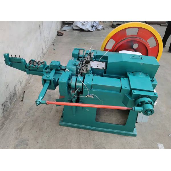 Automatic high speed nail making machine