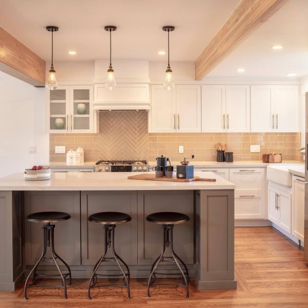 Customized White Grey Shaker Solid Wood Cupboard With Pull Out Kitchen Drawer