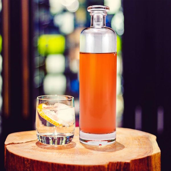 Industrial Beverage 700ml Glass Bottle with Cork and Cork Stopper