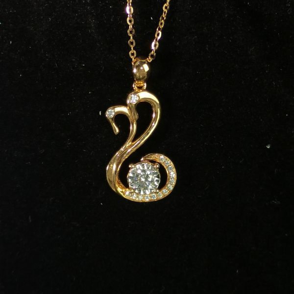 High Quality 18K Gold Swan Pendant Necklace 1CT Lab Grown Diamond Inlay Fashion Jewelry for Women's Wedding Anniversary Party
