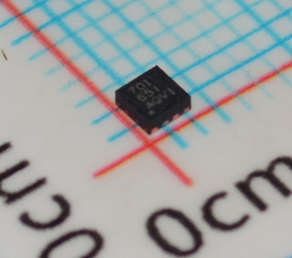 BQ294701DSGR-Cell Li-Ion Protector with Over/Undervoltage Detect 2ion 1µA Current 3.6V-10V Range 1ms Response Thermal Shutdown and DSBGA Package