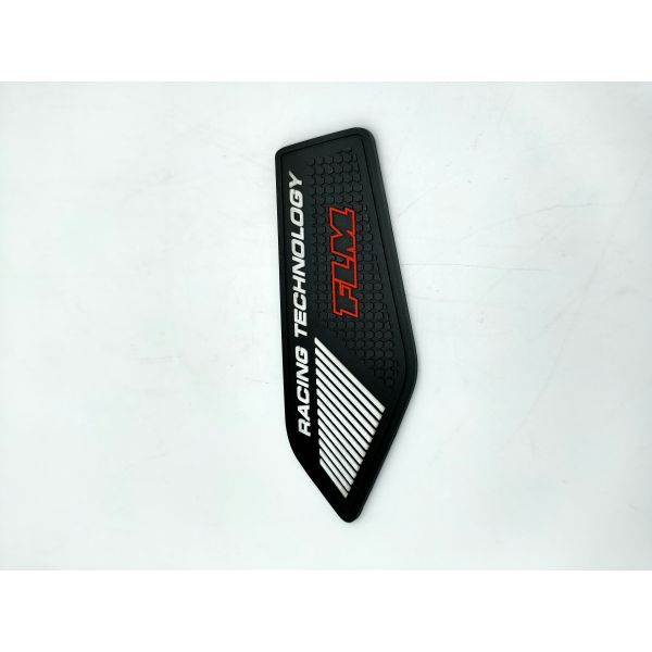 Racing Clothes Logo Label Stickers ODM Available Sewing Shape