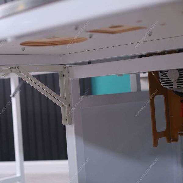 Precision Automatic Sliding Mitre Saw for Plywood Panels in Manufacturing Plants