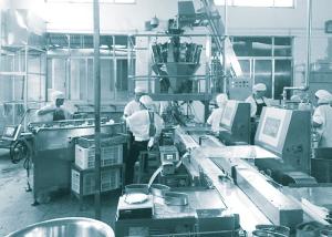 Meat Sealing PLC Automatic Fish Canning Equipment