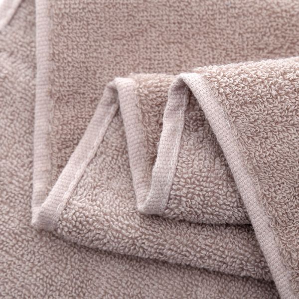 Вышитое логотипное полотенце для лица с широкой атласной границей и чистым хлопковым материалом