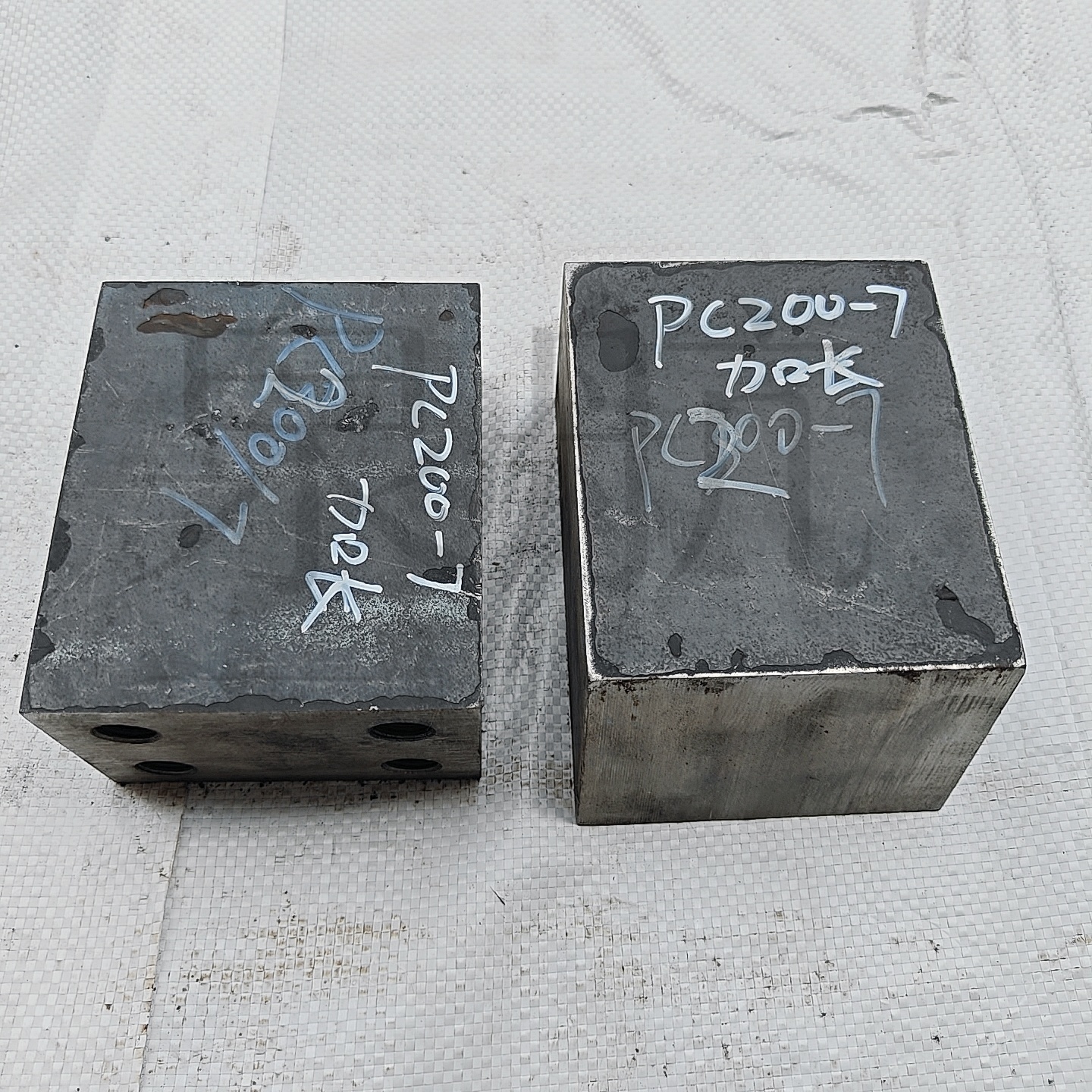 High Top Roller Seat 20Y-53-11470 For Komatsu Excavator PC200-7 Undercarriage Parts