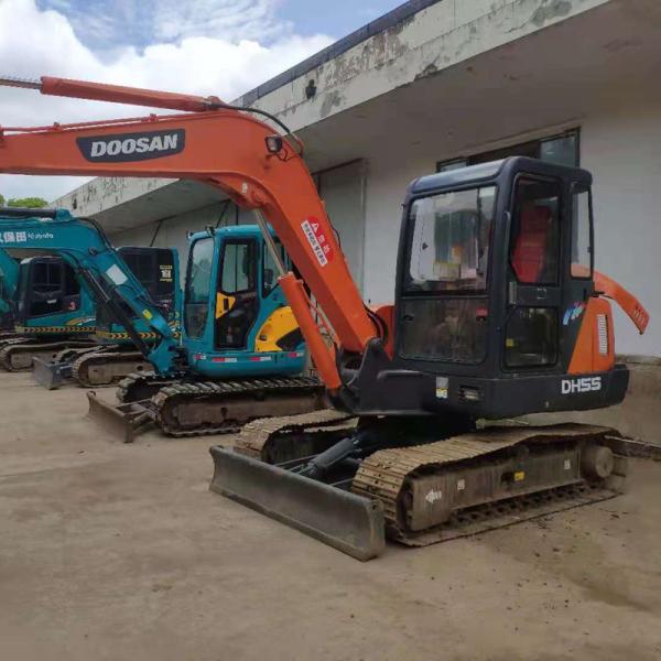 Low Hour Doosan Excavator 3.5T 40.5KW 0.45M Bucket Capacity Motor Gear Pump Engine