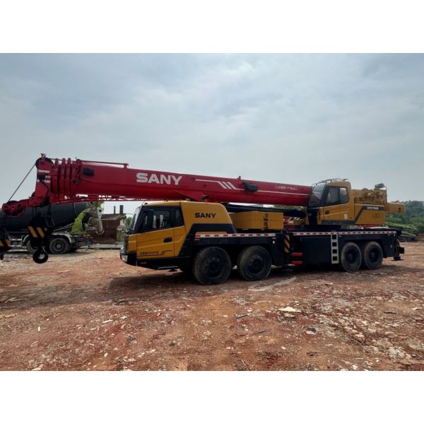 75 toneladas de grúa de camión móvil Cualquier eje renovado número 4 y con servicio postventa