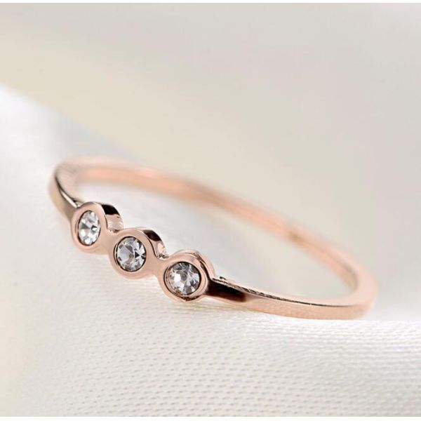 Three Diamond Wedding Ring Fashion Accessories Stainless Steel Jewelry Ring Diamond Rose Gold Ring