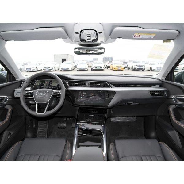 2022 Audi E-tron Pioneer Version 4x4 Electric Vehicle with 465km Pure Electric Range