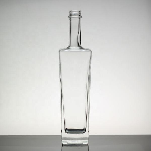 As Customized 500ml Glass Vodka Bottles With Screw Cap for Vodka Surface Handing