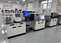 Banque de laboratoire multifonctionnelle en Malaisie avec prise anti-éclaboussures et évier en résine PP/céramique/époxy