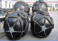 Defensa de goma neumática inflable flotante para atracar del muelle