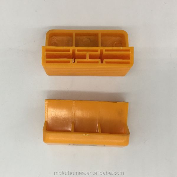 Plastic adjuster of height for the mechanical suspension driver seat