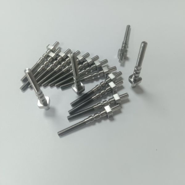 304 Stainless Steel CNC Milled Long Shaft Precision Threaded Rod for Medical Devices