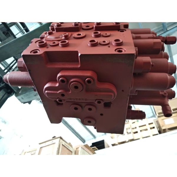 31Q6-16121 KMX15NB Control Valve Assembly For R225 Excavator