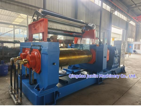 Rouleau de machine à mélanger le caoutchouc silicone est une machine à mélanger les couleurs en caoutchouc silicone résistante à l'usure