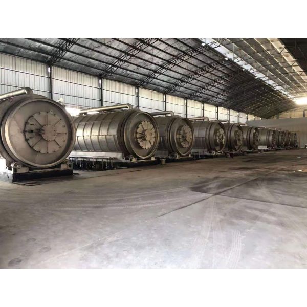 15.5kw Тип Маломасштабные отходы шины Пластиковая каучуковая пиролизная установка для производства топлива