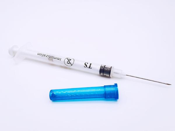 High Quality 5ml Disposable Auto-Disable (Ad) Syringe