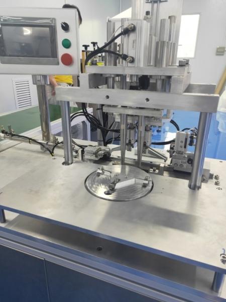 Stable Performance Semi Auto Non Woven Mask Making Machine Aluminum Alloy Structure 220V / 50Hz