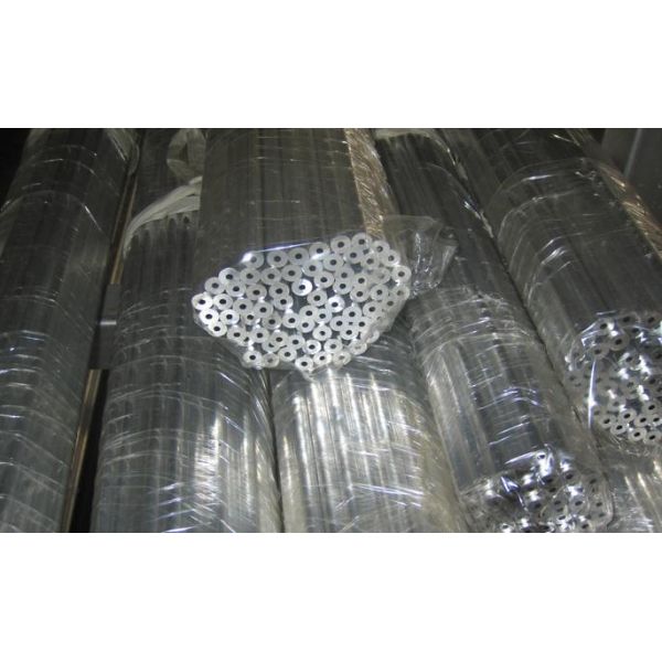 Coating Film Type 5052 Aluminum Pipe , Aluminum Round Tubing Good Workability