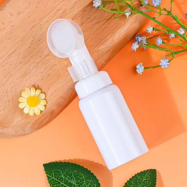 Custom Silicone Brush Foam Pump Bottle with Soft Silicone Brush and Leak-Proof Design for Facial Cleanser