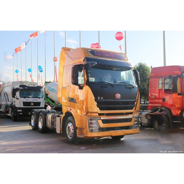 Used HOWO SINOTRUCK 6X4 Truck Head T7H 460 Tractor Truck with EURO 5 Emission