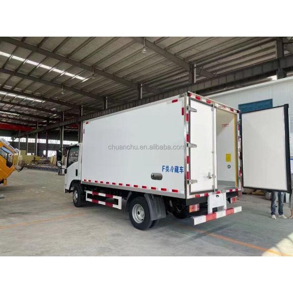1SUZU 4*2 5 Tons Refrigerator Truck Freezer Refrigerator Box Transport Truck