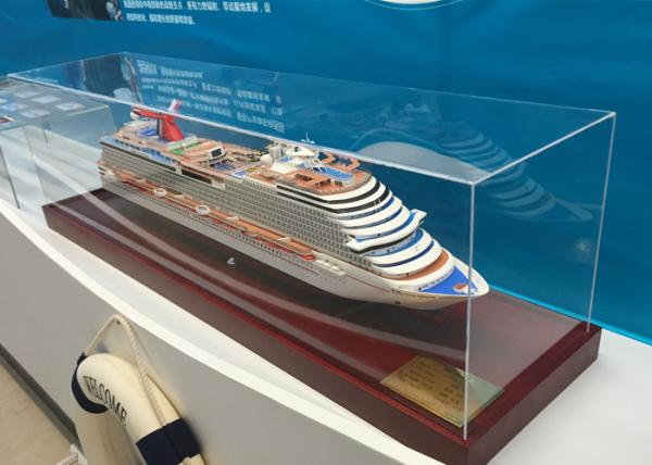 Scale 1:900 Outdoor Decoration Carnival Dream Cruise Ship Model With Alloy Diecast  Anchor Material