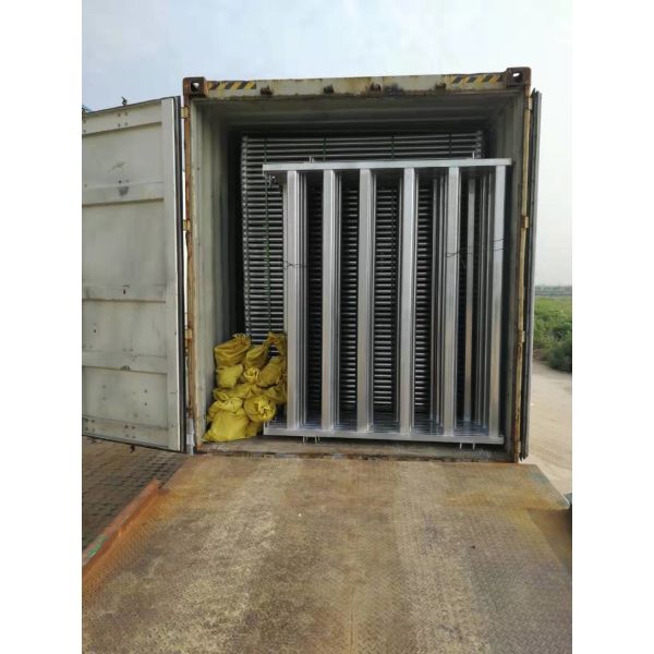 6 Bar Oval Livestock Equipment Portable Cattle Yard Panels Heavy Duty By 1820X2100mm