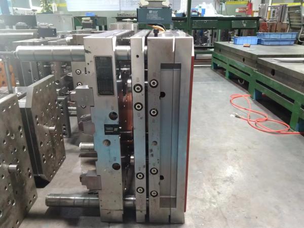 Large Volume Plastic Injection Mould Custom Injection Molded Plastic Parts