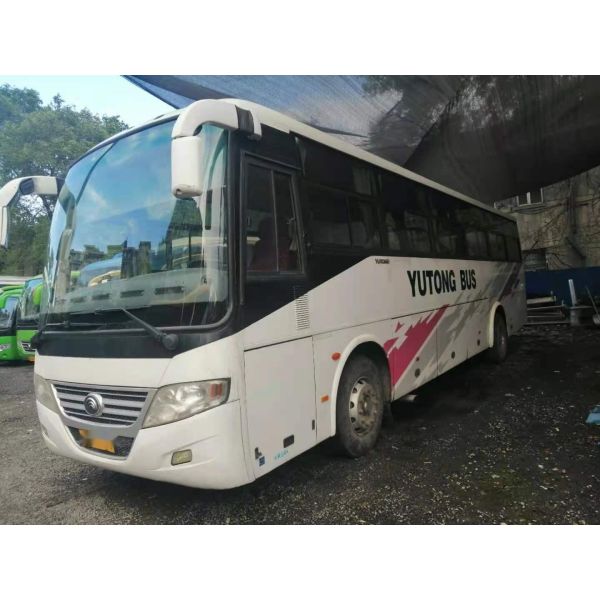 Used Yutong Bus Zk6112d 54 Seats Front Engine Bus Steel Chassis YC. 177kw Used Tour Bus