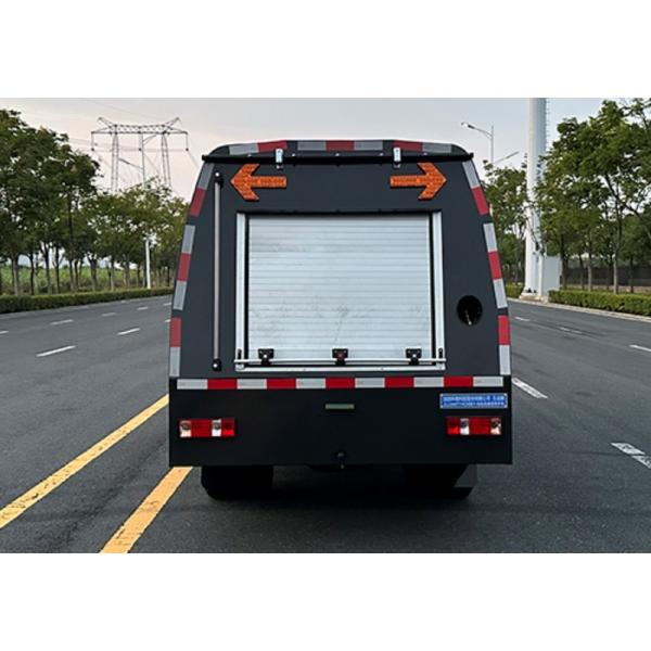 4.5T 2m3 Electric Road Maintenance Truck With Water Spray Frame Mechanism
