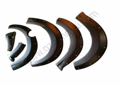 O para-choque superior do caminhão das matérias primas alarga-se cor preta para Mazda BT-50