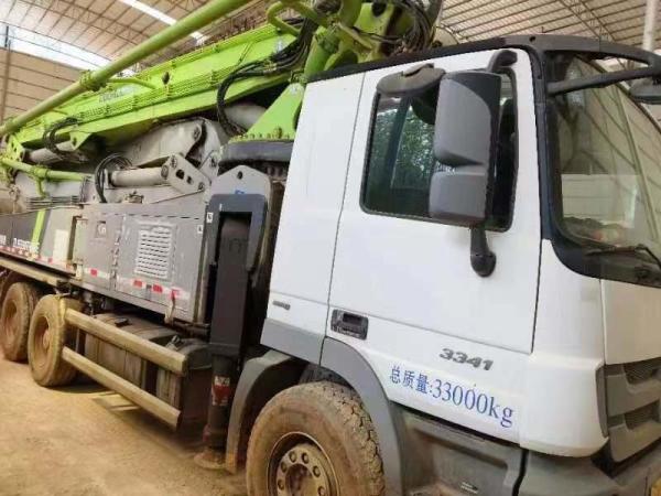 Inventaire de l'entreprise Rouge 49 mètres Mercedes châssis camion de pompage de béton avec 3458 heures de pompage