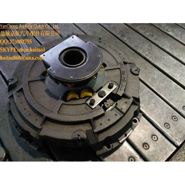 Versatile 875, 895, 936, 945, 946, 956, 975, 976 Clutch