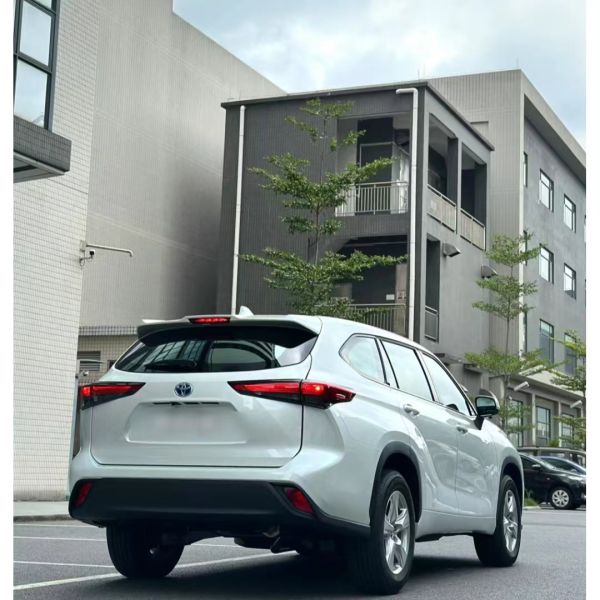 Четыре колеса передовые ESC и гибридные технологии Победная комбинация в Highlander