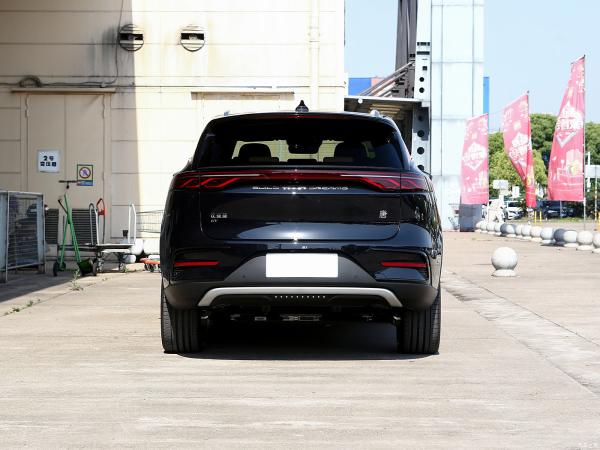 BYD487ZQA 2.0TI Petrol Hybrid Cars with 2.0 Gas Displacement and 2L/100km Fuel Consumption