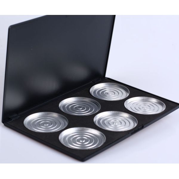 OEM ODM Empty Magnetic Eyeshadow Palette With Aluminium Pan 15X10X1CM Size