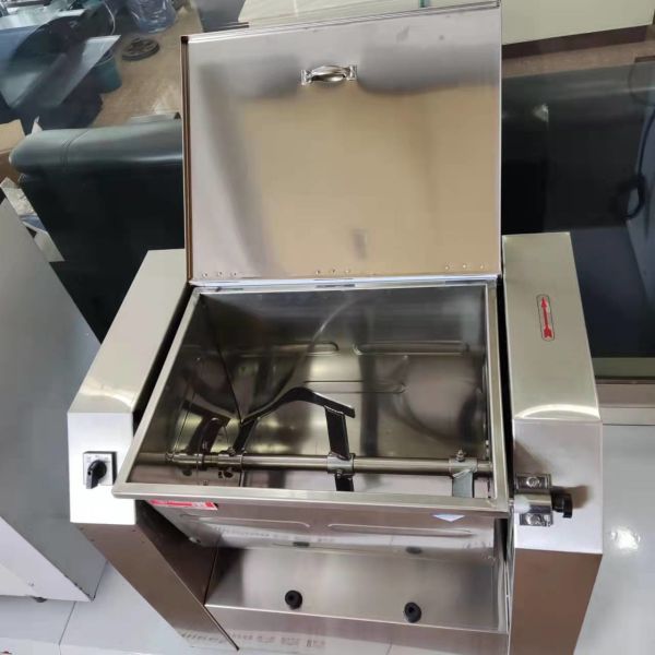 50kg Capacity Horizontal Dough Mixer Industrial Flour Kneader