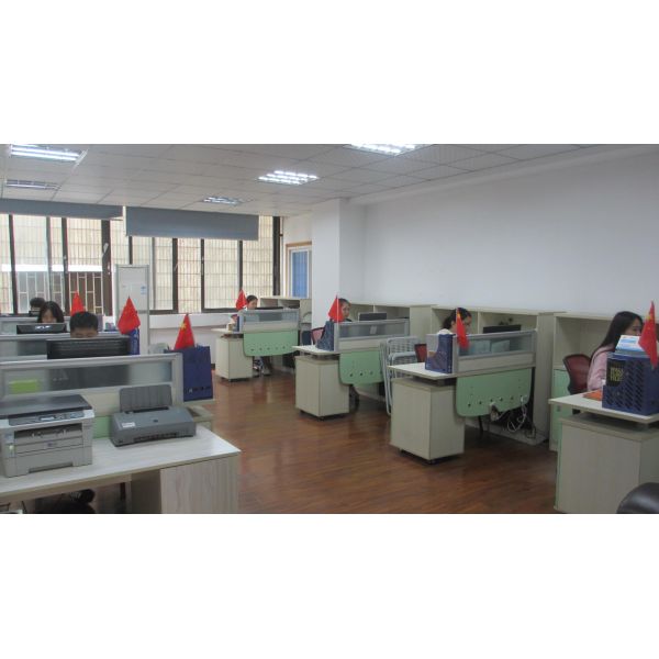 2 угол юбки ушата джакузи 1700x600mm угла ванны спа человека акриловых 2, который встали на сторону