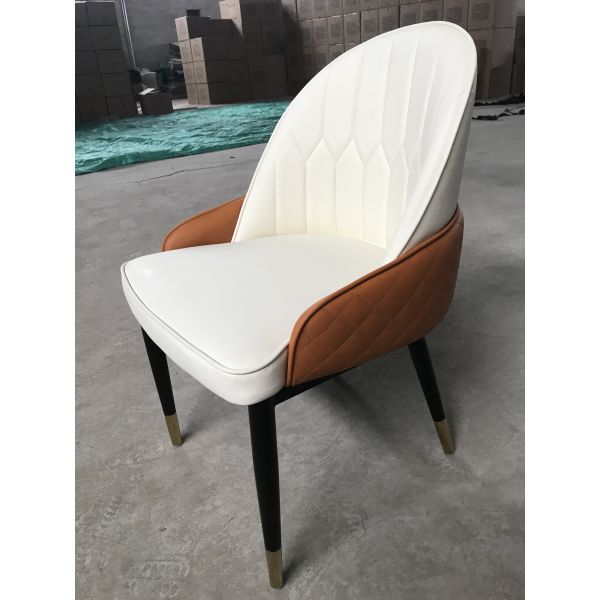 Iron Pipe Legs 47cm 86cm PU Leather Dining Chairs