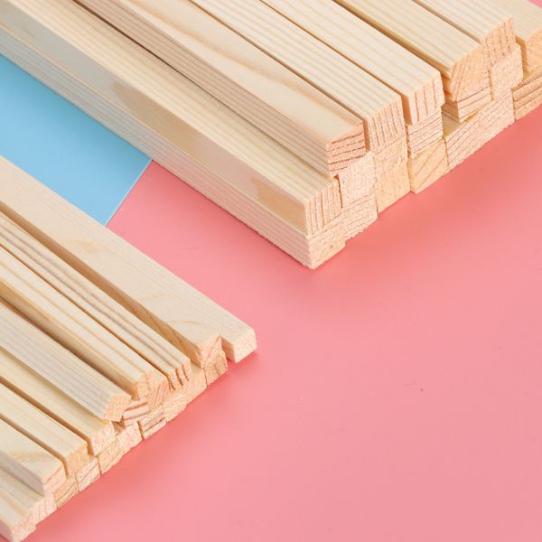 Считающ незаконченные деревянные ремесла 30Pcs придают квадратную форму деревянным штангам