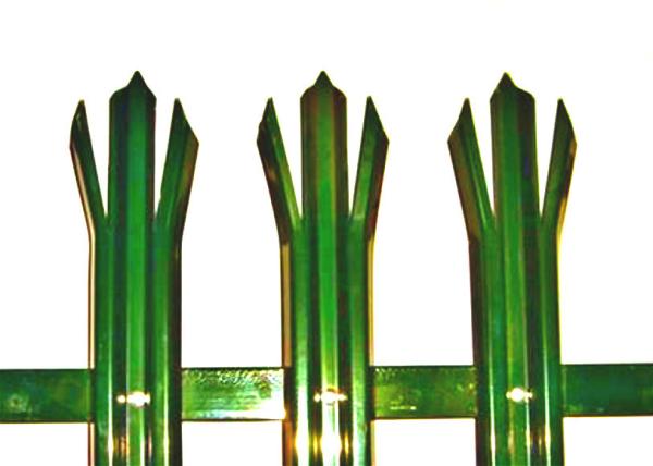 Pulverize a cerca de piquete tubular do trilho Q235 3 revestido