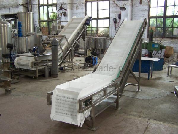                  Climbing Conveyor Belt Modular Belt Conveyor Machine for Food Transporting             