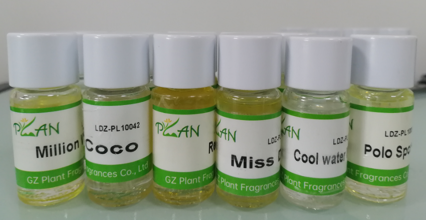 Skin Friendly Lotus Charming Skin Fragrance For Shower Gel & Shampoo Making