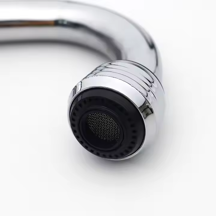 360 Degree Rotating Kitchen Faucet With Zinc-Alloy Construction And Chrome Finish