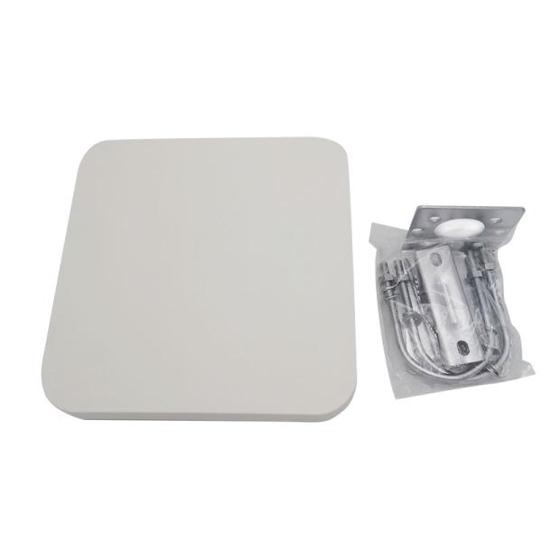 Outdoor UWB Antenna Panel Antenna 3700-4200MHz 14dBi N Connector 186x186x28mm